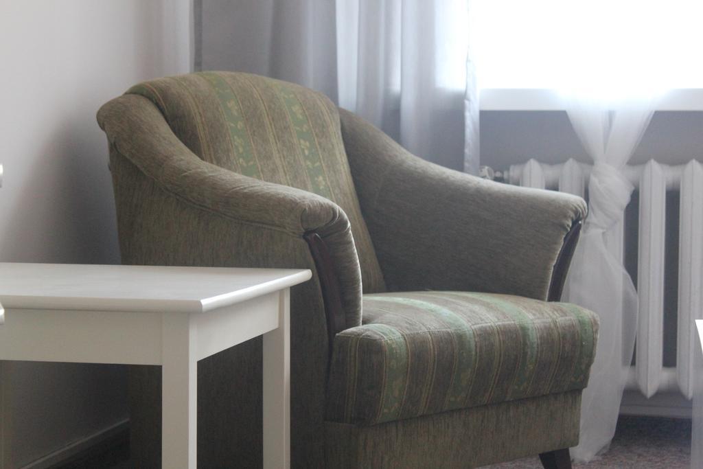 Hotel Pod Debem 지엘로나구라 외부 사진