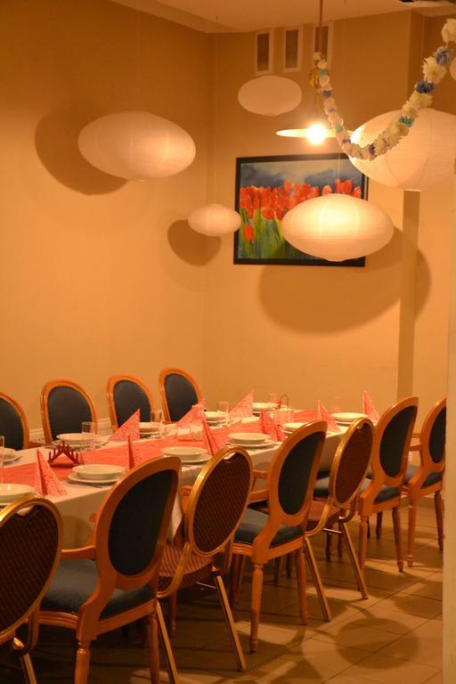 Hotel Pod Debem 지엘로나구라 외부 사진